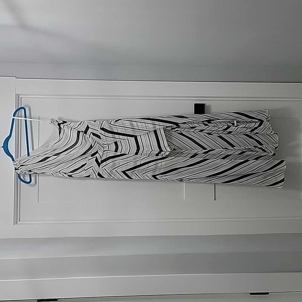 Black and White Romper/Dress